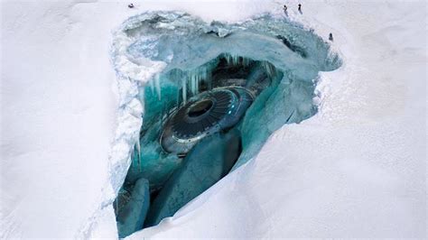 TOP 15 STRANGEST Discoveries in Ice